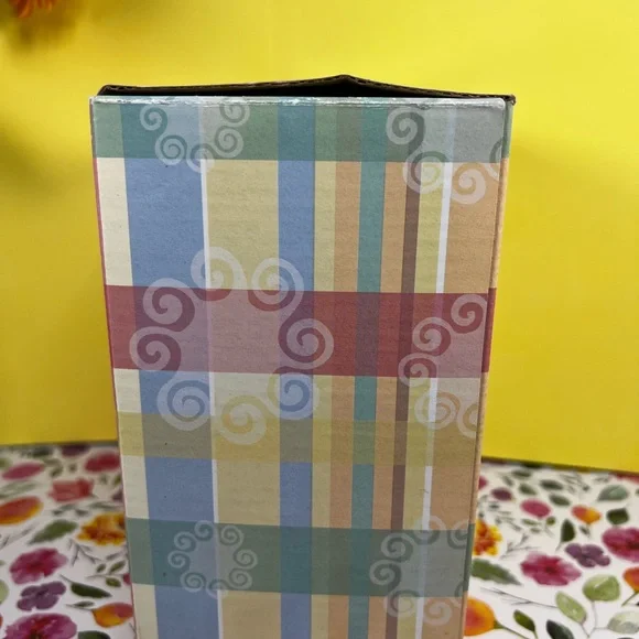 🛑SOLD🛑 PRECIOUS MOMENTS “The Road To A Friend Is Never Long” Figurine C0024 - Picture 14 of 17